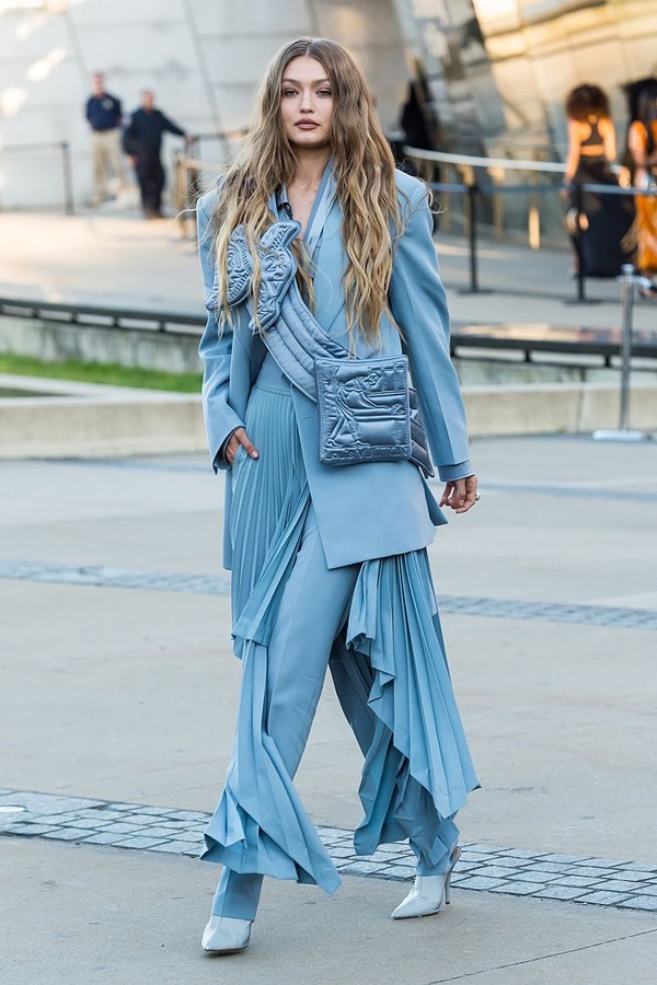 hbz-gigi-hadid-style-gallery-060319-gettyimages-1147908673