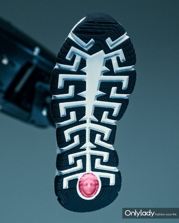 Versace Trigreca Sneakers Still Image (2)