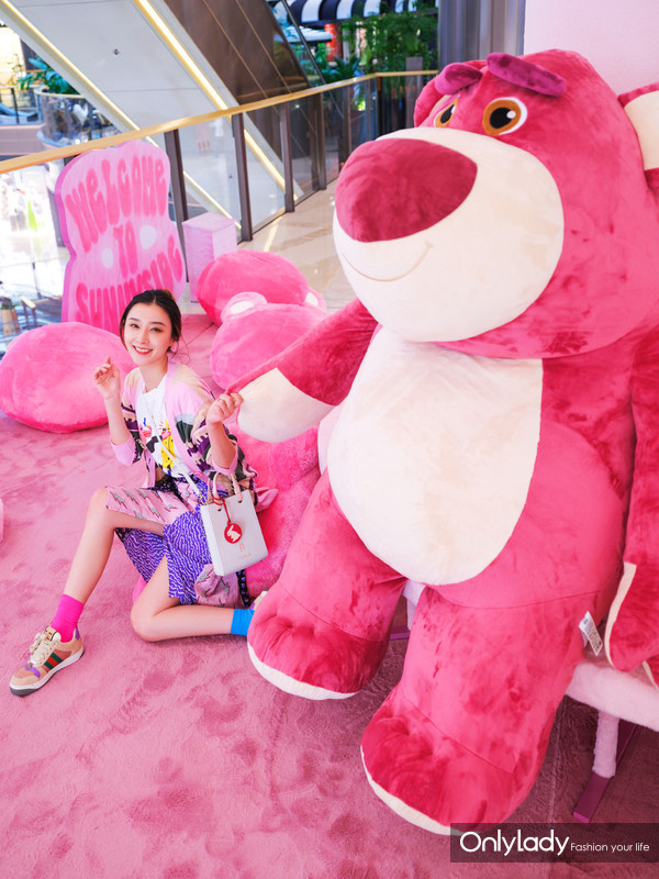 上海港汇恒隆广场携手迪士尼中国打造”Pixar Fluffy Festival”主题活动 6
